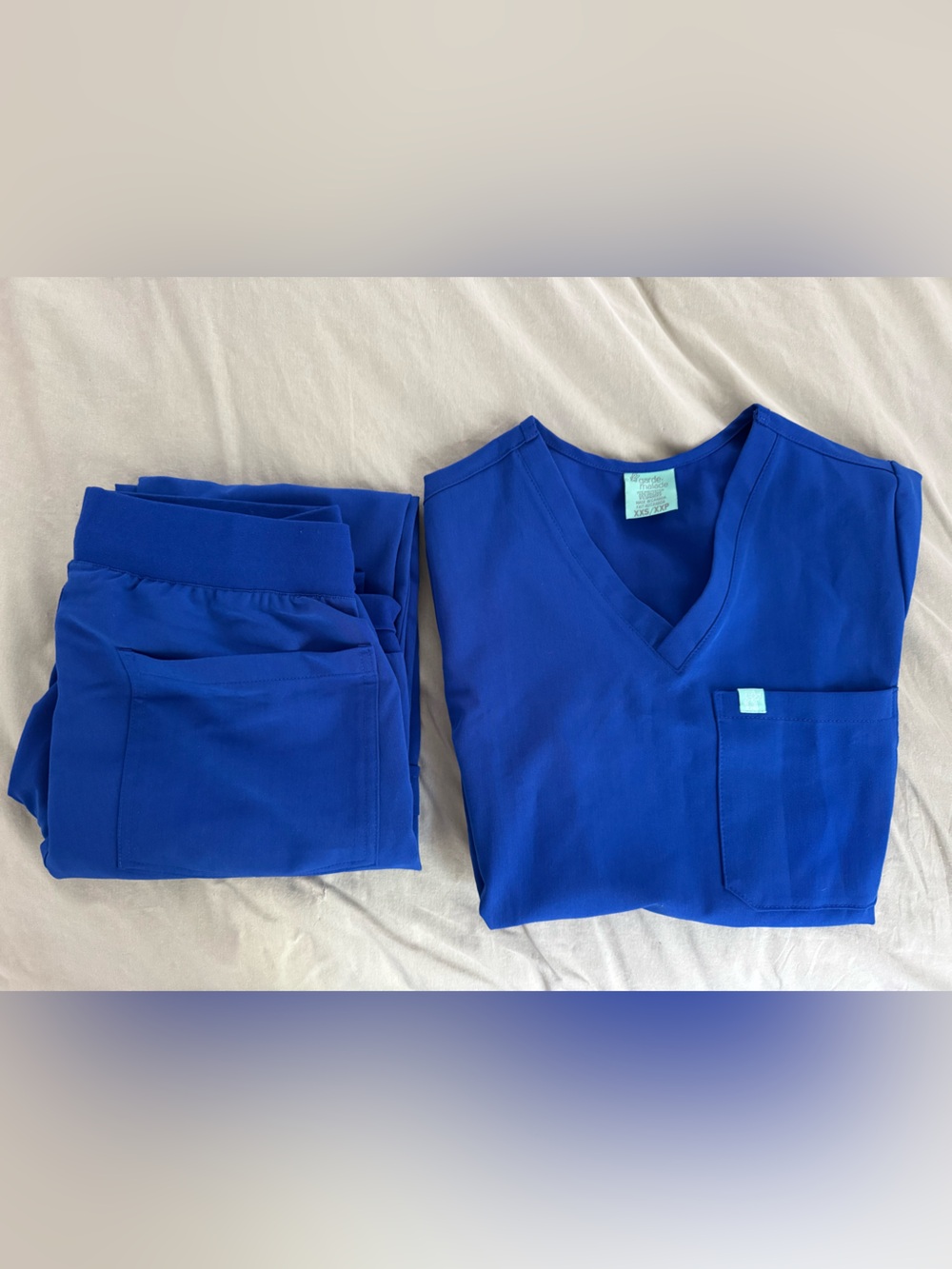 Women's Garde-Malade Scrub Set